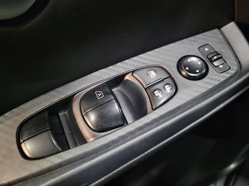 Used 2024 Nissan Sentra SV FWD image 27