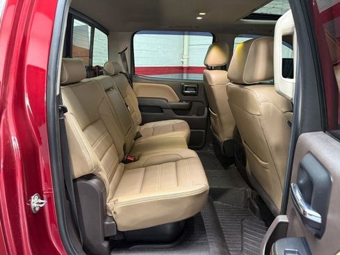 Used 2018 GMC Sierra 2500 Denali w/ Duramax Plus Package image 12