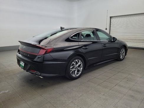 Used 2023 Hyundai Sonata SEL w/ Preferred Accessory Package FWD image 9