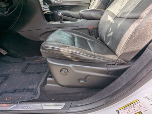 Used 2014 Jeep Grand Cherokee Limited image 17