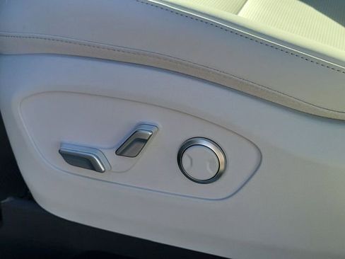 New 2026 Hyundai Ioniq 9 SEL image 15