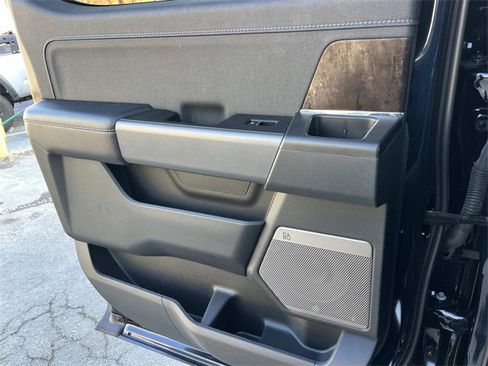 Used 2022 Ford F150 Lariat image 16