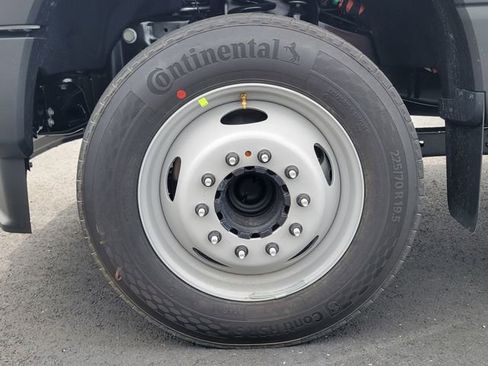 New 2026 Ford F550 2WD Regular Cab Super Duty image 21