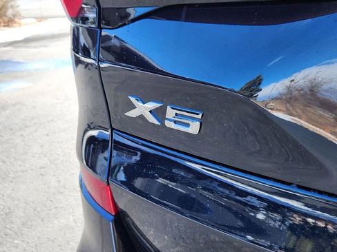 New 2026 BMW X5 xDrive50e image 21
