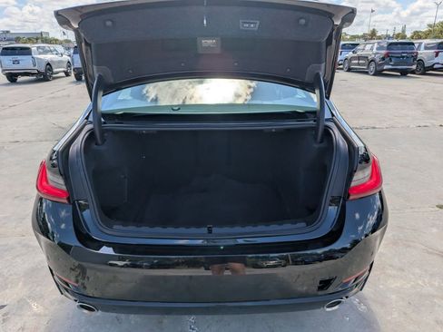 Used 2025 BMW 330i Sedan RWD image 12