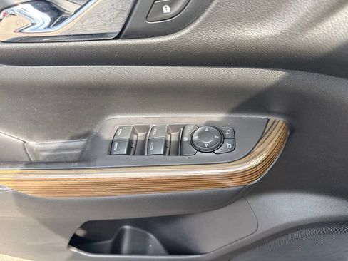 Used 2020 GMC Acadia SLE w/ LPO, Floor Liner Package FWD image 24