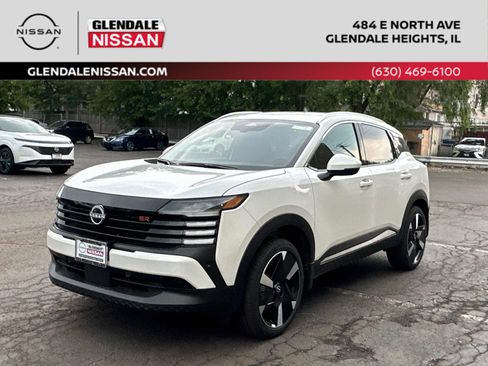 New 2025 Nissan Kicks SR image 1