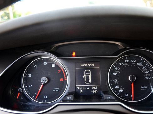 Used 2013 Audi A4 2.0T Premium image 16