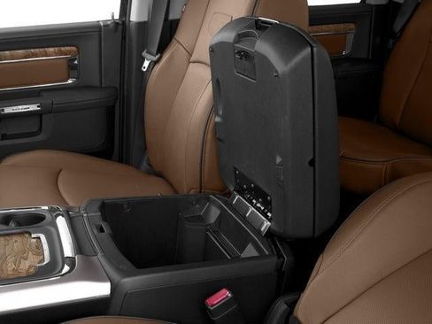 Used 2016 RAM 1500 Limited AWD/4WD image 15