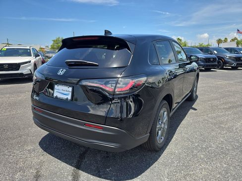 New 2026 Honda HR-V LX image 4