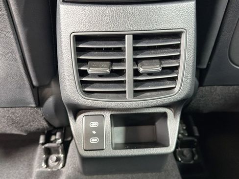 Used 2024 Kia Seltos EX FWD image 27