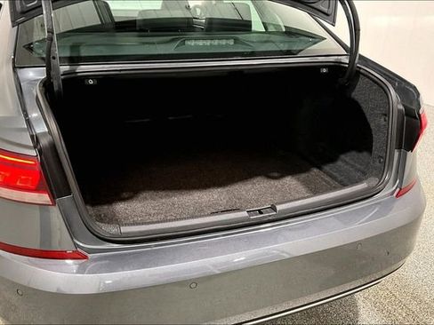 Used 2020 Volkswagen Passat 2.0T SEL image 39