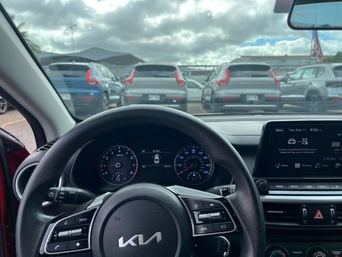 Used 2024 Kia Forte LXS FWD image 31