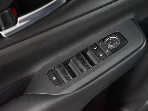 Certified 2025 Toyota Prius Plug-In Hybrid FWD image 29