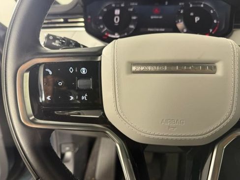 Used 2025 Land Rover Range Rover Sport SE AWD/4WD image 18