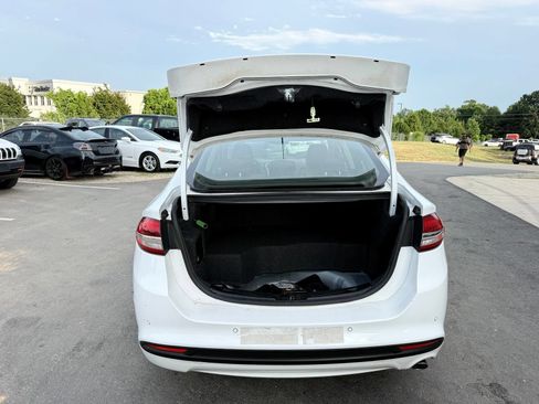 Used 2018 Ford Fusion SE w/ Equipment Group 602A FWD image 37