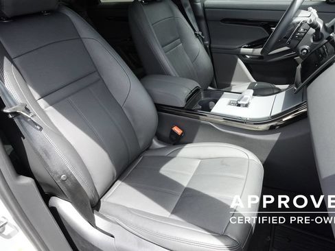 Used 2025 Land Rover Range Rover Evoque S AWD/4WD image 24
