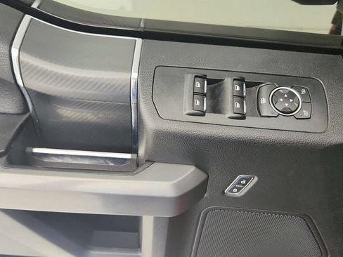 Used 2018 Ford F150 XLT w/ Equipment Group 301A Mid AWD/4WD image 17