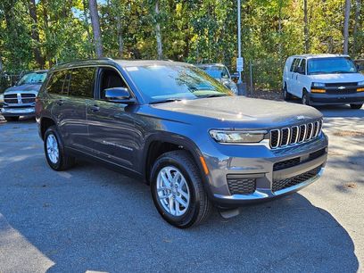 New 2025 Jeep Grand Cherokee L Laredo w/ Luxury Tech Group I