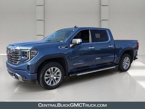 Used 2024 GMC Sierra 1500 Denali w/ Technology Package AWD/4WD image 1