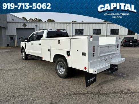 New 2026 Ford F350 XL w/ XL Chrome Package image 6