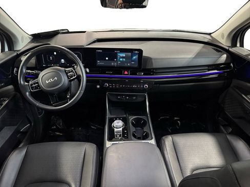 Used 2025 Kia Carnival SX Prestige FWD image 17