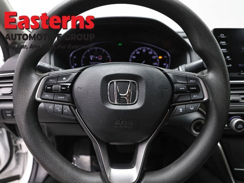 Used 2020 Honda Accord LX image 10