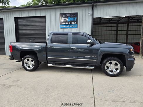 Used 2017 Chevrolet Silverado 1500 LTZ Z71 w/ LTZ Plus Package AWD/4WD image 14
