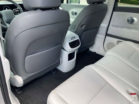 New 2026 Hyundai Ioniq 9 SEL image 24