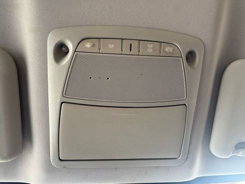 Used 2021 Nissan Rogue Sport S image 15