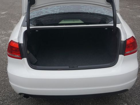 Used 2015 Volkswagen Passat 1.8T Limited Edition FWD image 24