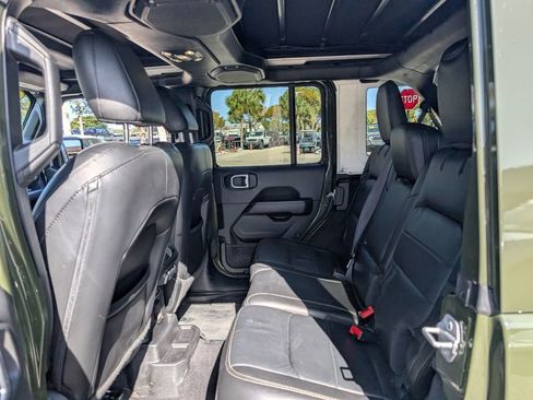 Used 2021 Jeep Wrangler Unlimited Sahara image 13