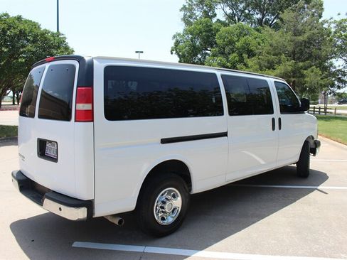 Used 2016 Chevrolet Express 3500 LT w/ LT Preferred Equipment Group RWD image 5