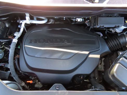 Certified 2023 Honda Ridgeline RTL image 10