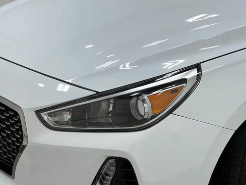 Used 2019 Hyundai Elantra GT FWD image 32