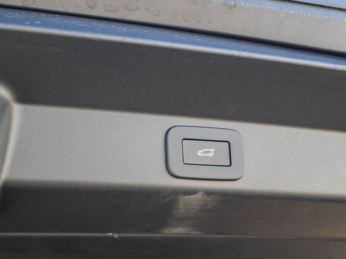 New 2025 Land Rover Range Rover Sport Dynamic SE AWD/4WD image 39