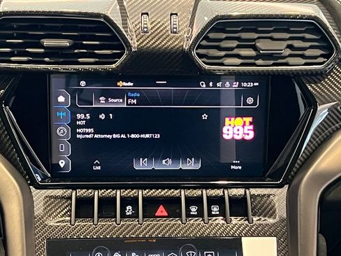 Used 2024 Lamborghini Urus Performante image 22