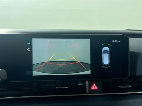 New 2026 Kia Carnival EX FWD image 28