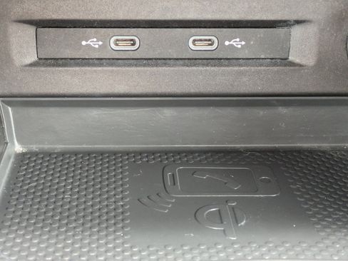 Used 2022 Volkswagen Tiguan SE R-Line FWD image 27