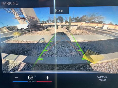 Used 2023 BMW X7 xDrive40i w/ Executive Package image 26