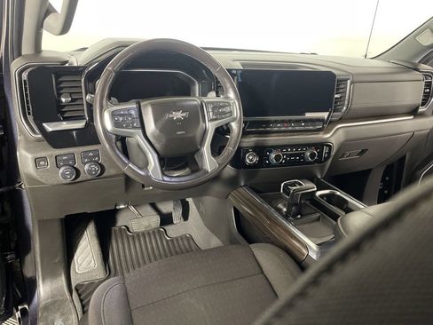 Used 2023 Chevrolet Silverado 1500 RST w/ Protection Package AWD/4WD image 8
