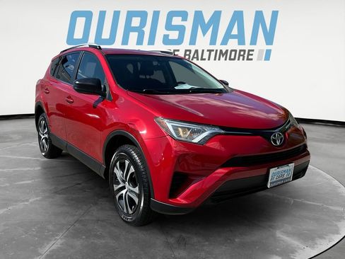 Used 2016 Toyota RAV4 LE AWD/4WD image 1