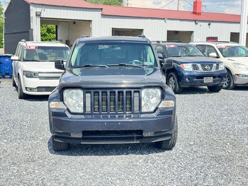 Used 2008 Jeep Liberty Sport w/ Popular Equipment Group AWD/4WD image 2