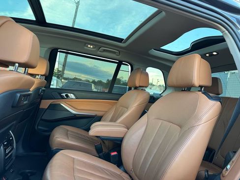 Used 2020 BMW X7 xDrive40i w/ Premium Package AWD/4WD image 24