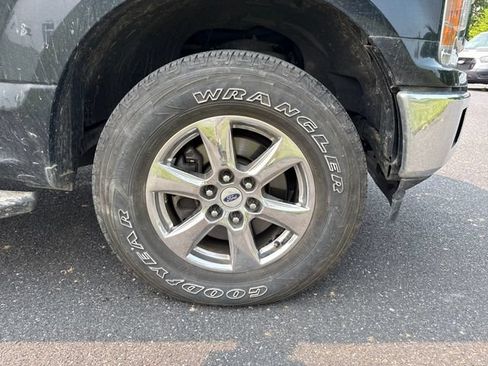 Used 2019 Ford F150 XLT w/ Equipment Group 302A Luxury AWD/4WD image 11