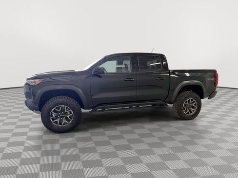 New 2026 Chevrolet Colorado ZR2 w/ Technology Package AWD/4WD image 11