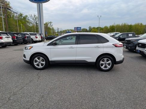 Certified 2020 Ford Edge SE FWD image 2