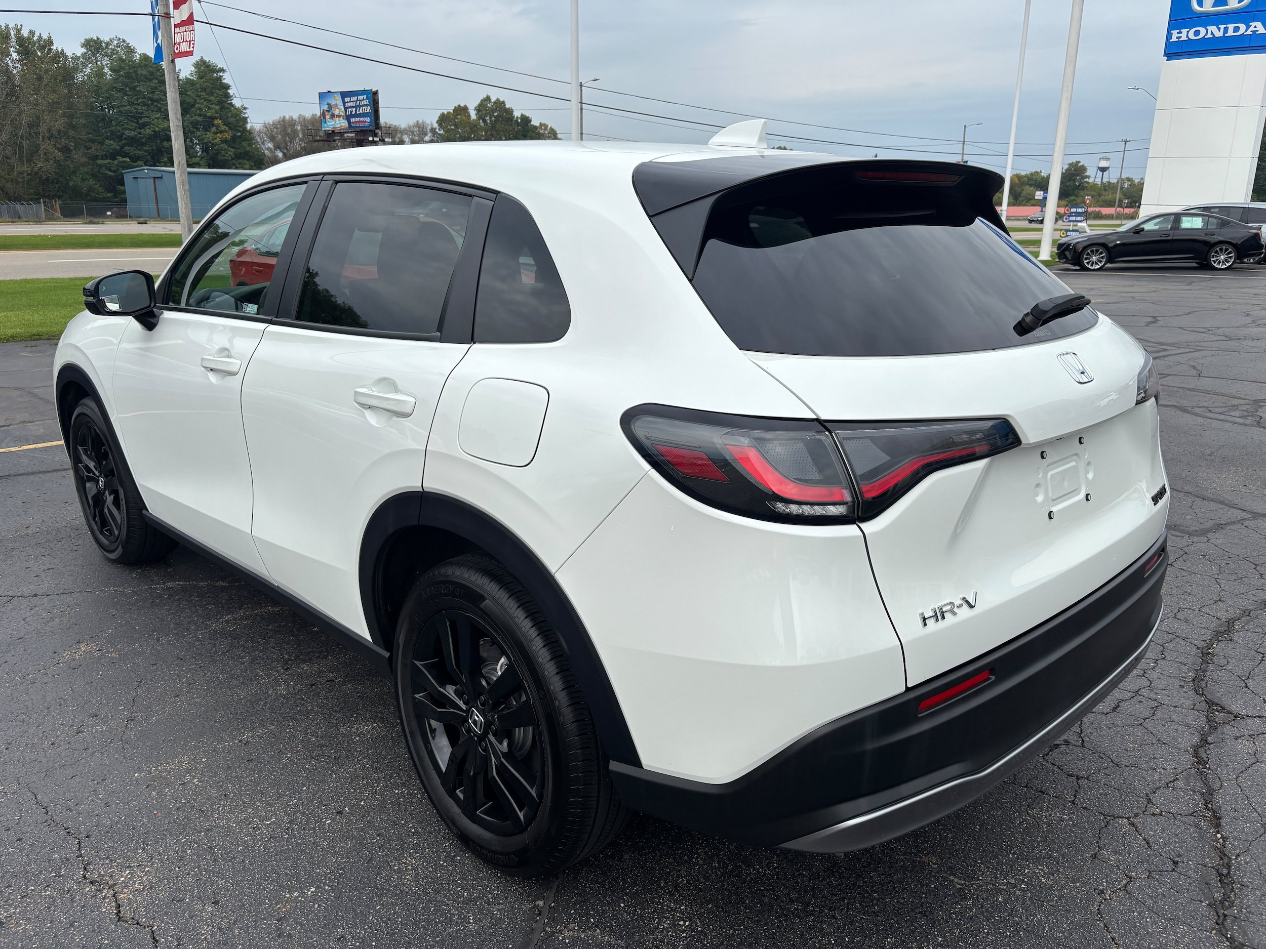 Certified 2026 Honda HR-V Sport image 8