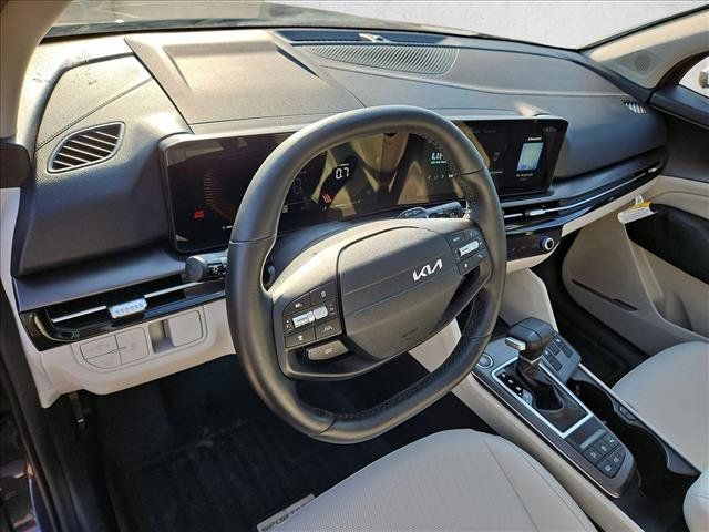 Used 2026 Kia Sportage EX w/ EX Panorama Roof Package FWD image 10