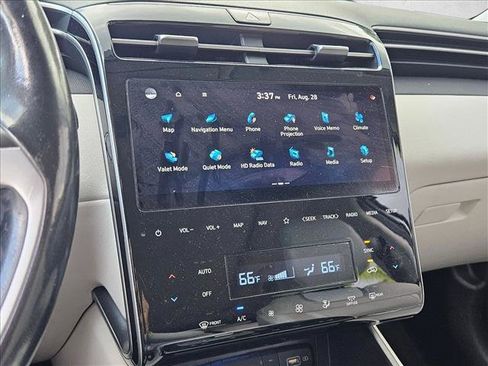 Used 2022 Hyundai Tucson Limited FWD image 10